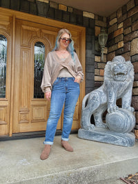 Lindsey medium wash boyfriend jeans